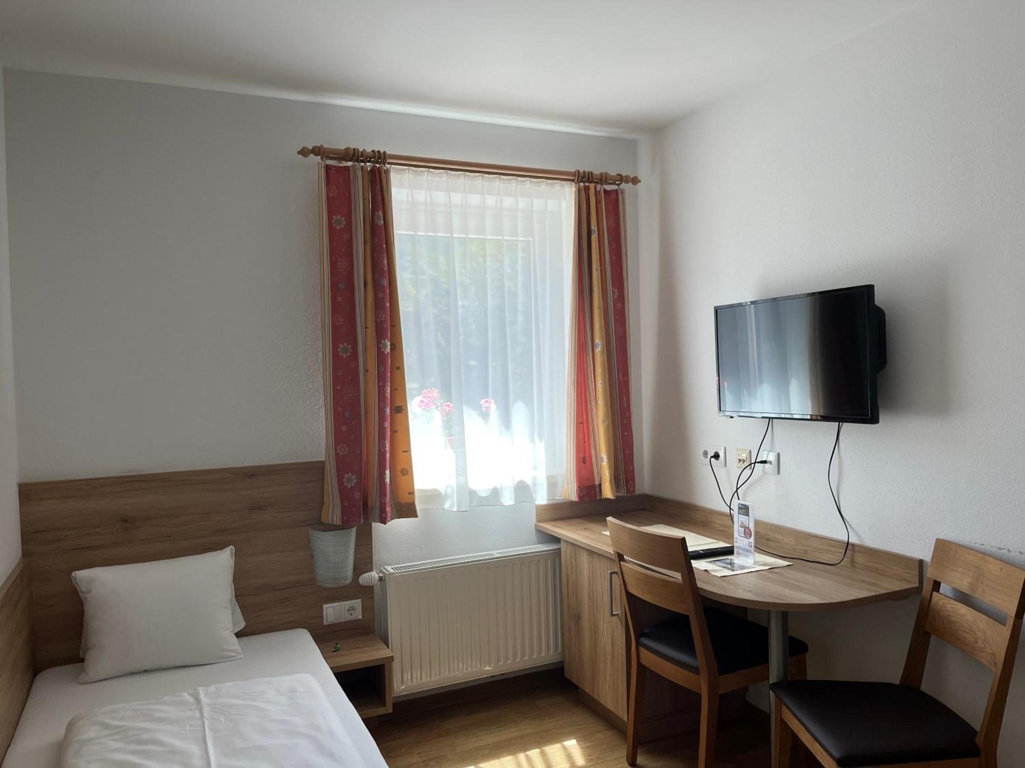 Landhotel Stofflerwirt Sankt Michael im Lungau Exterior photo