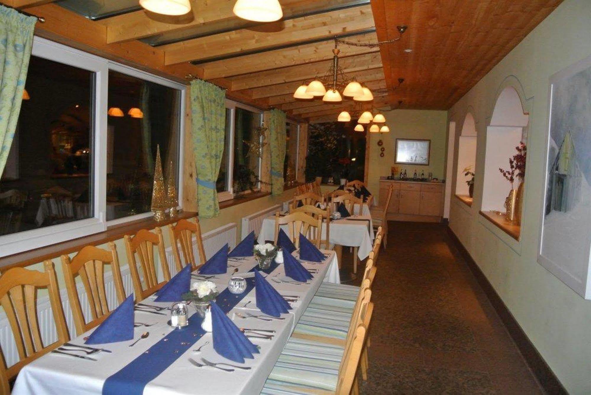 Landhotel Stofflerwirt Sankt Michael im Lungau Exterior photo