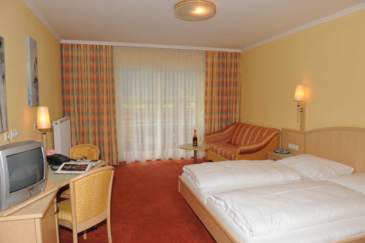 Landhotel Stofflerwirt Sankt Michael im Lungau Exterior photo